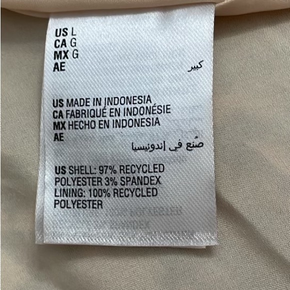 On - 34th pleated ,long sleeves dress , size Large - Picture 10 of 11